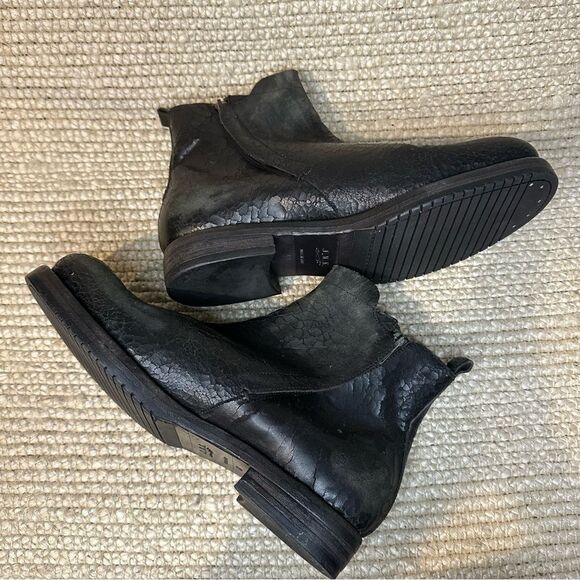 NWT Area Forte distressed crackle chelsea handcrafted boots sz 42 Italy main image 11